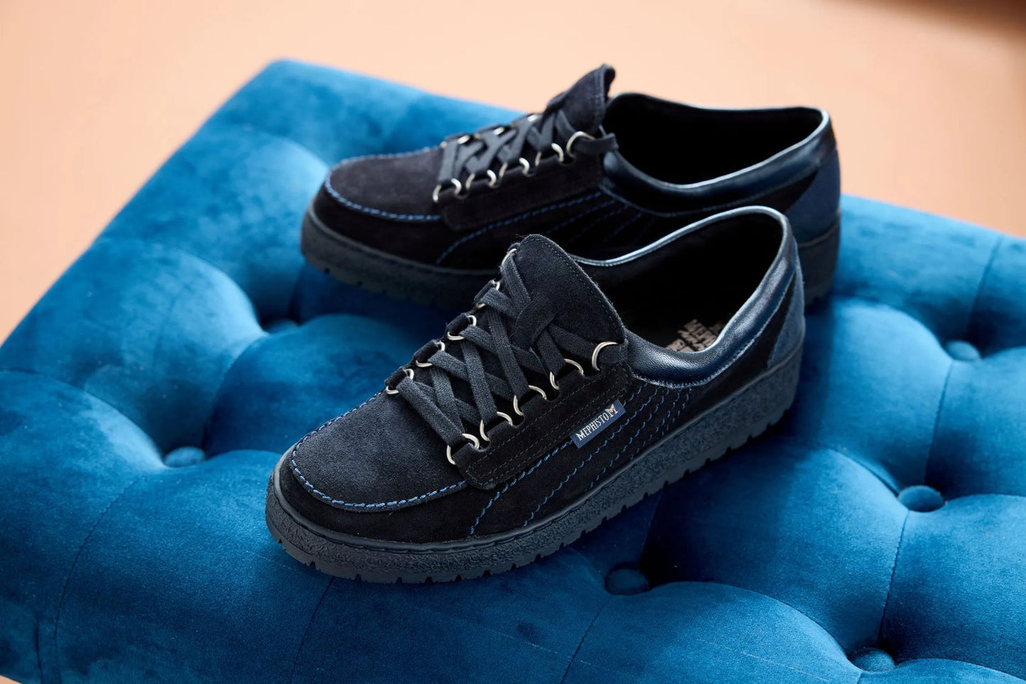Lady - Dark Blue