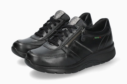 Izae - Black Leather