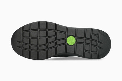 Izae - Black Leather