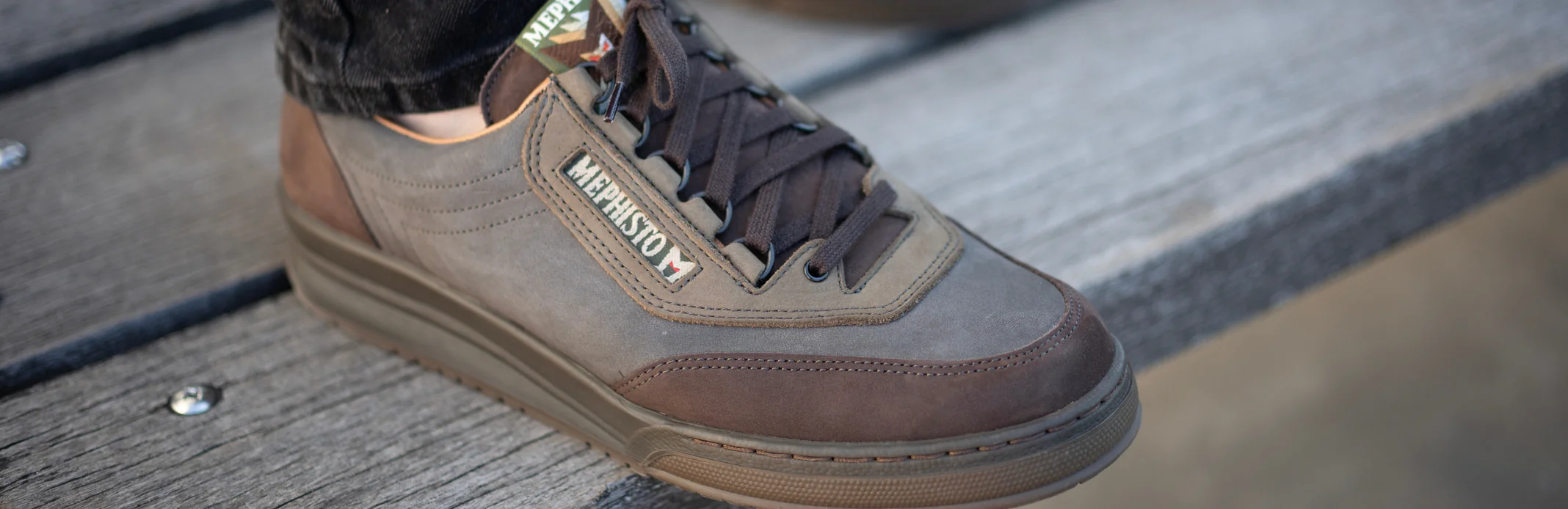 Match - Black and White | Mephisto Canada