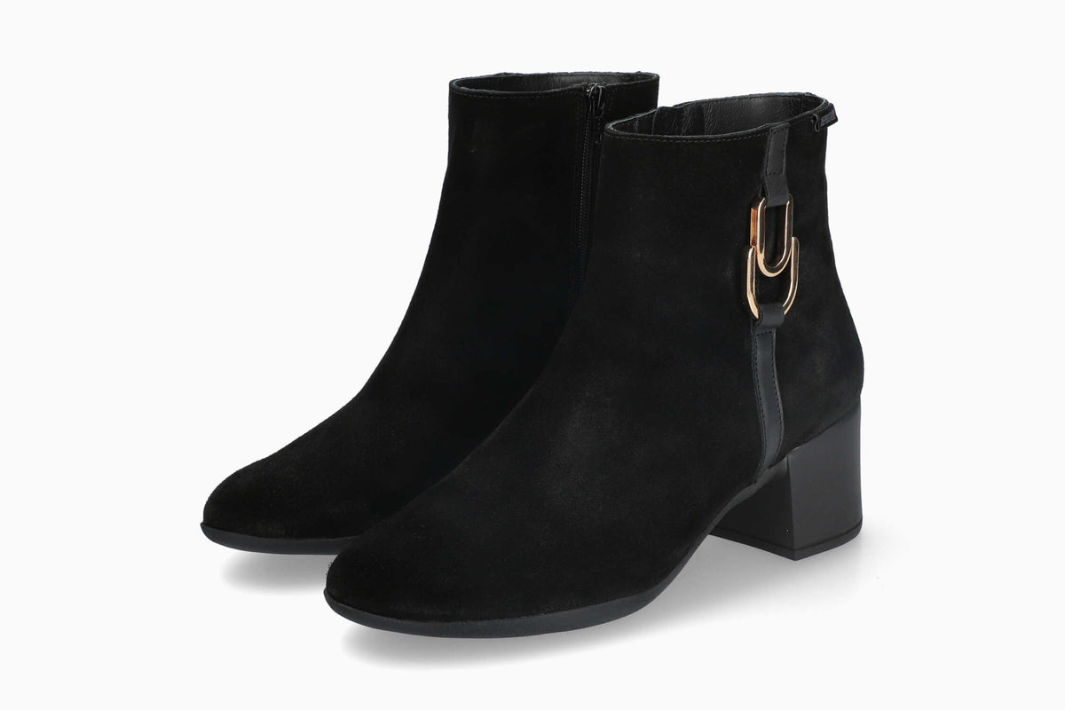 Zina - Black