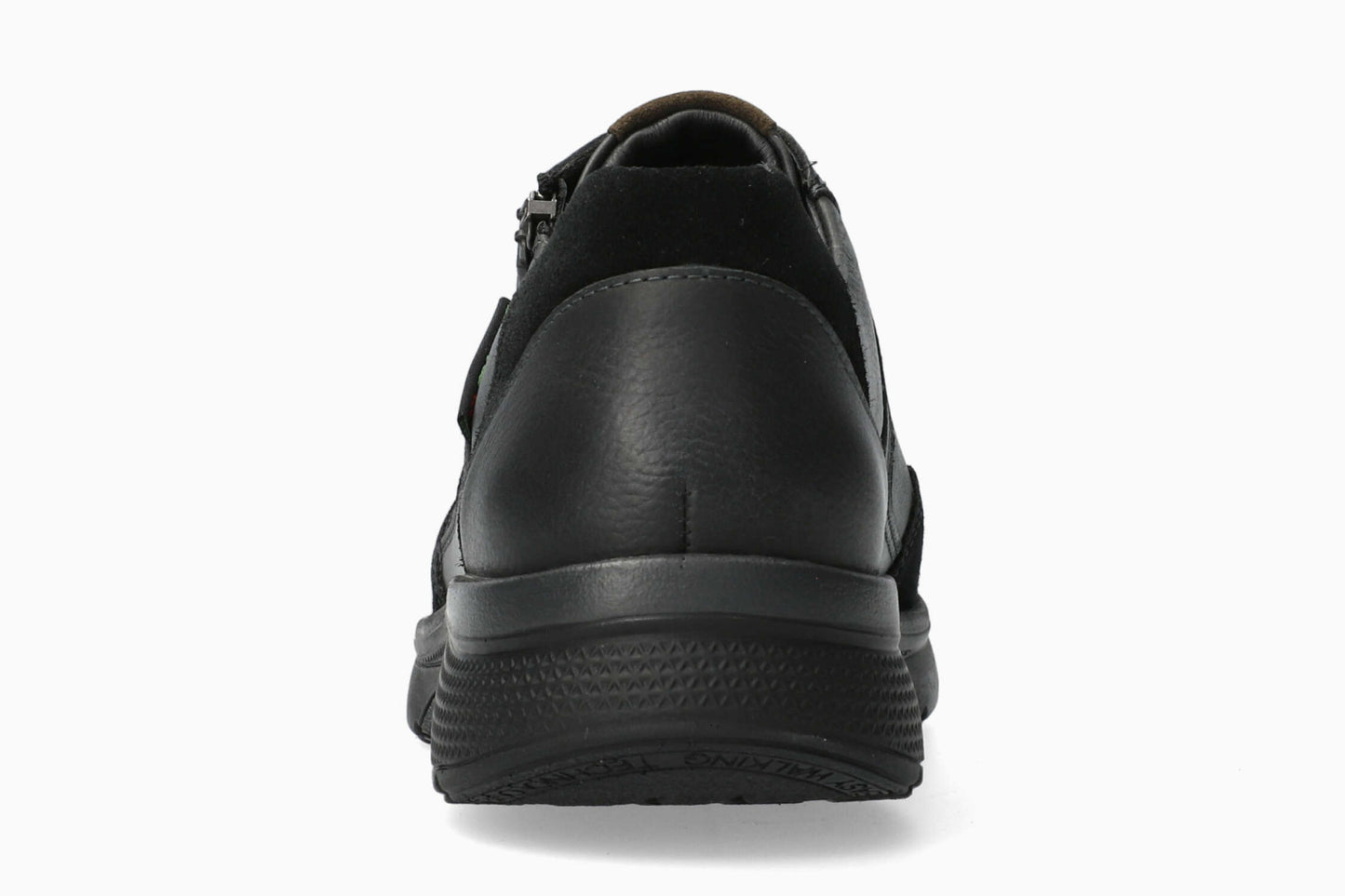 Amory - Black